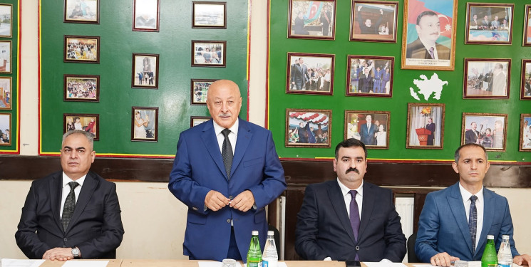 Ağcabədi Rayon İcra Hakimiyyətinin başçısı Rafil Hüseynov Avşar kəndində səyyar qəbul-görüş keçirib