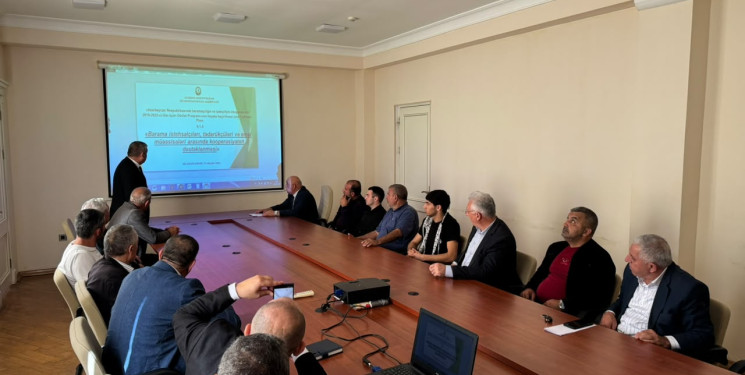 Ağcabədidə baramaçılığın inkişafı, kooperasiya əlaqələrinin gücləndirilməsi və investisiyaların cəlb edilməsi məsələləri müzakirə olunub